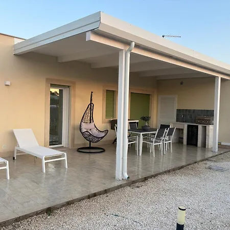 Dionysus Luxury Villa *